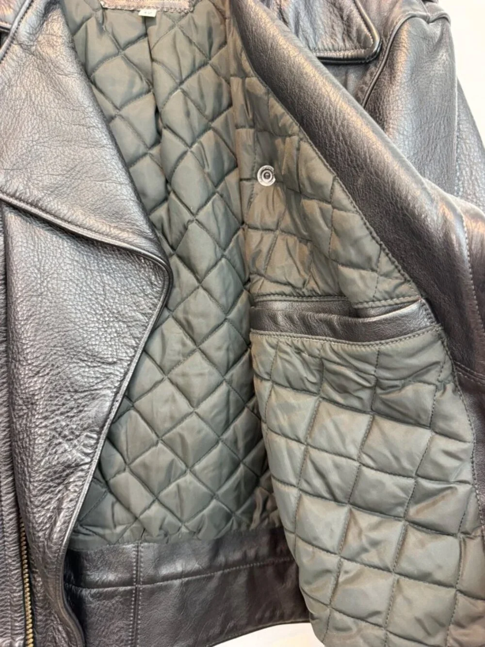 VTG Golden Bear Black Leather Moto Jacket Size 42 Scovill Zipper Quilted Liner